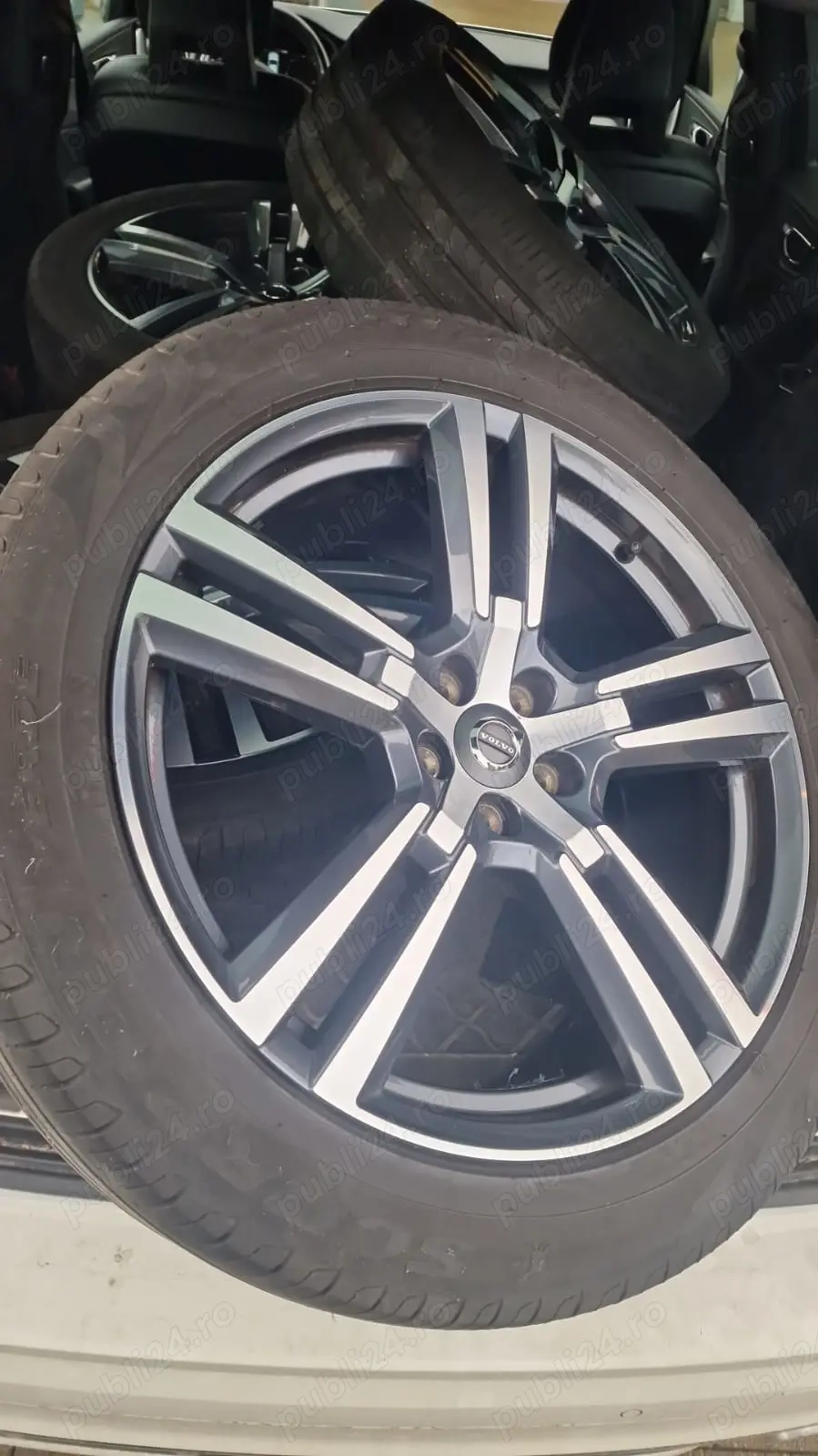 Vand roți originale Volvo pe 20