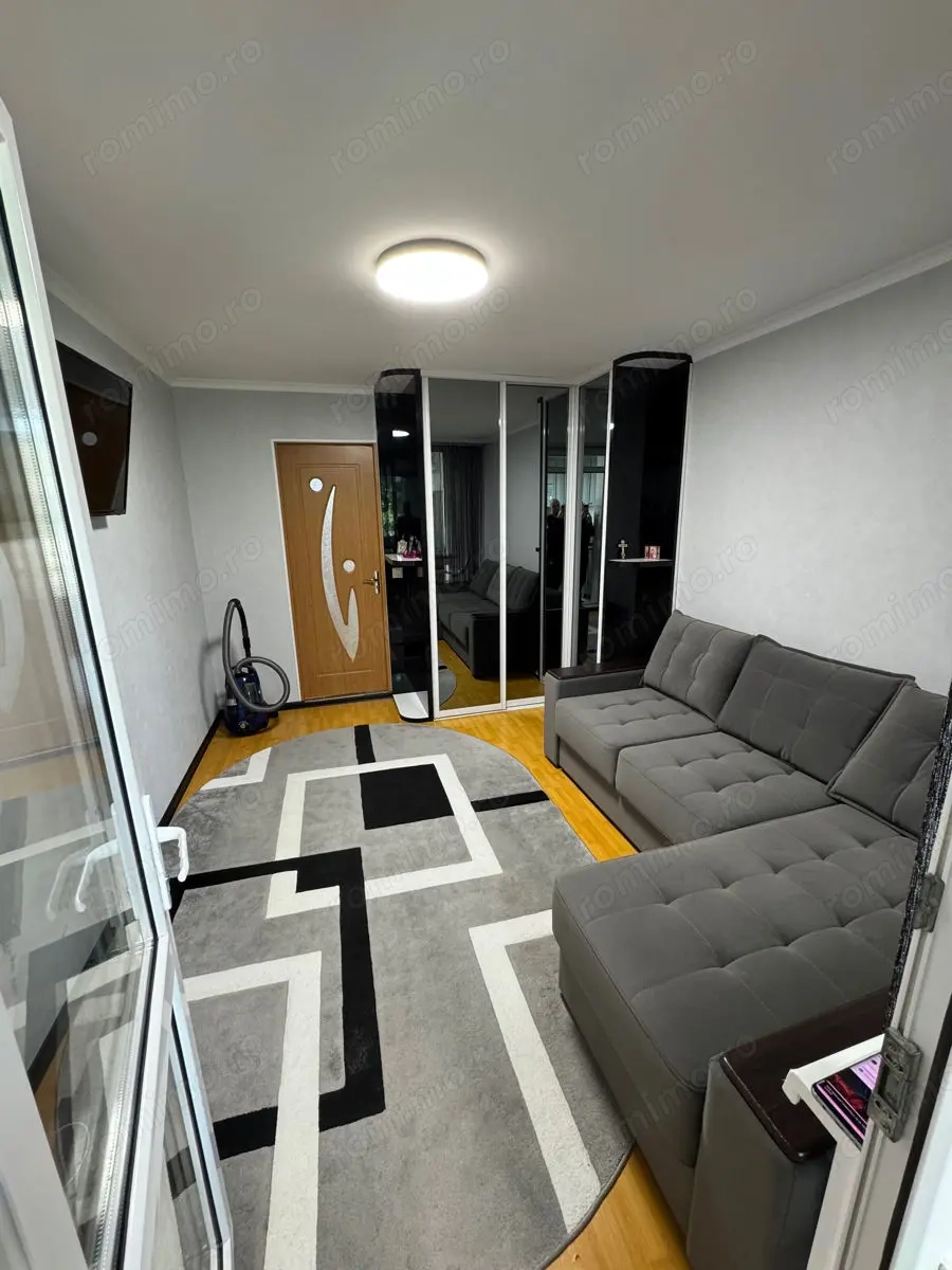 de vanzare apartament o camera in zona Buziasului