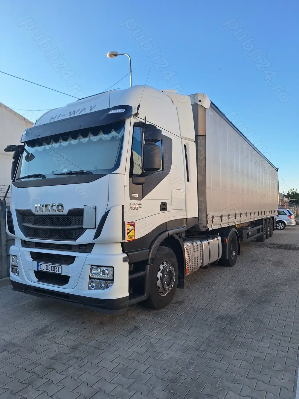 Vând iveco stralis e6, 480 cp, 2015, 866 000 km+ semiremorca schmitz vario 2015