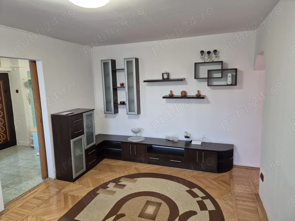 Ofer spre inchiriere apartament 3 camere Calea Grivitei-Gara de Nord mobilat si complet utilat