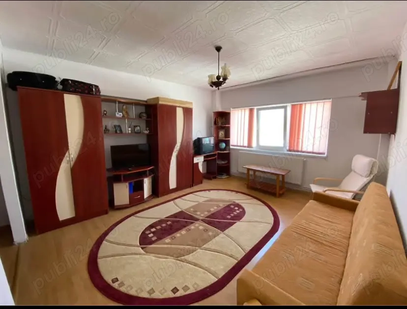 Apartament cu 3 camere de închiriat in Calimanesti Valcea