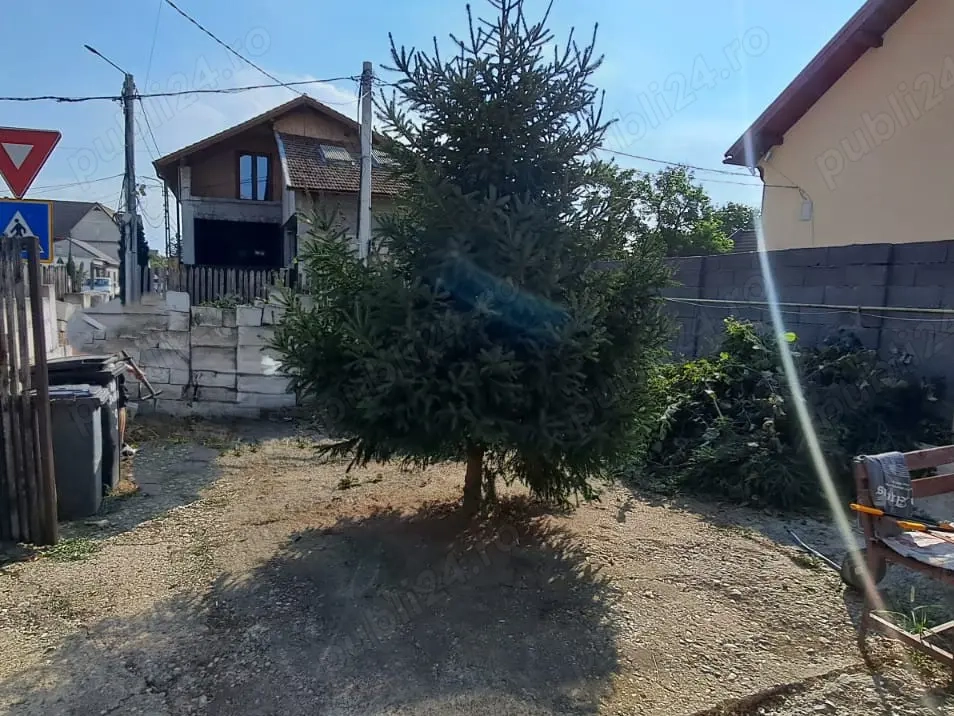 Casă pe colț cu teren 396 m2  și proiect de mansardare (reînnoibil)