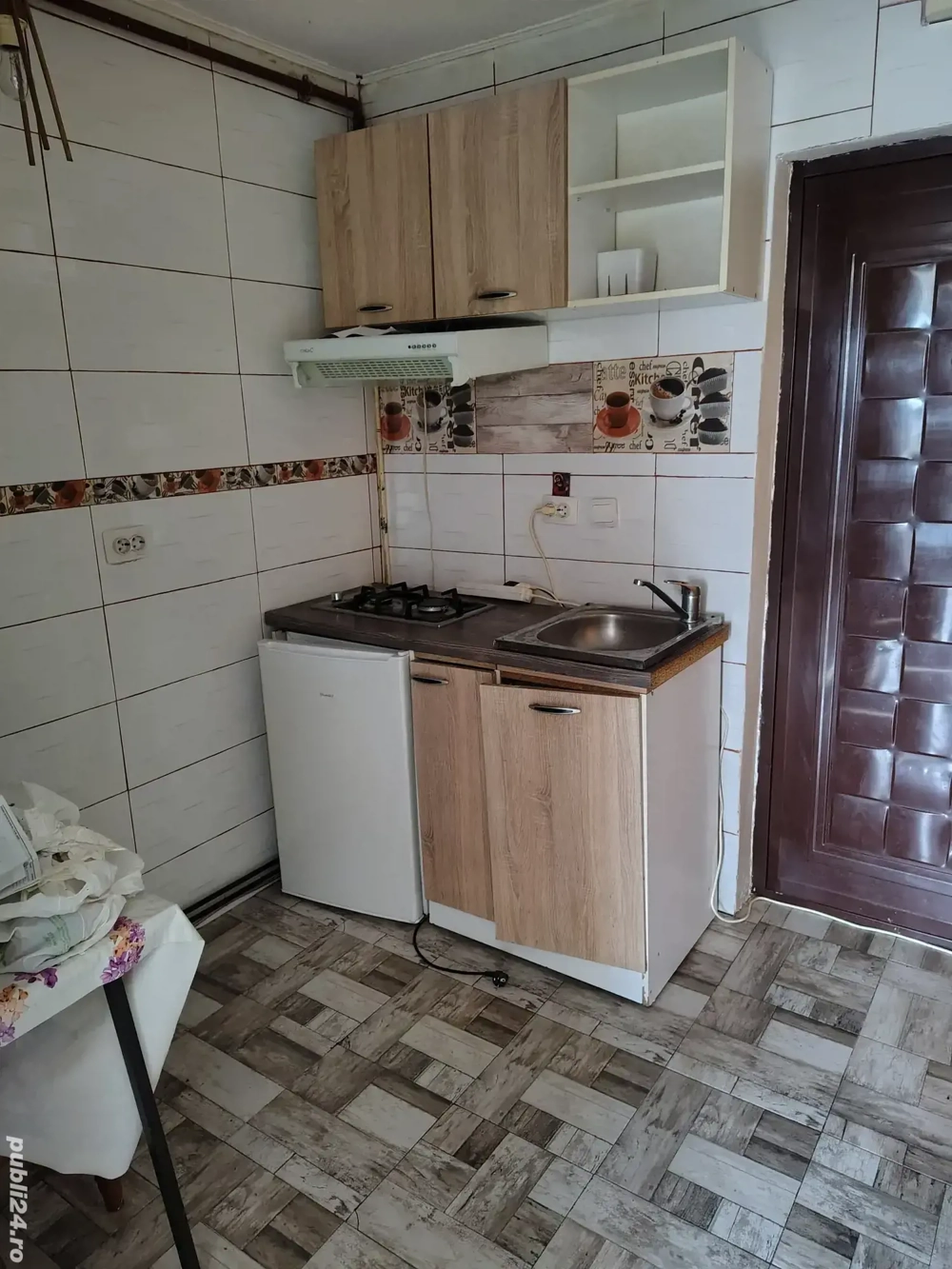 Garsoniera 24 mp Bartolomeu   Auchan 