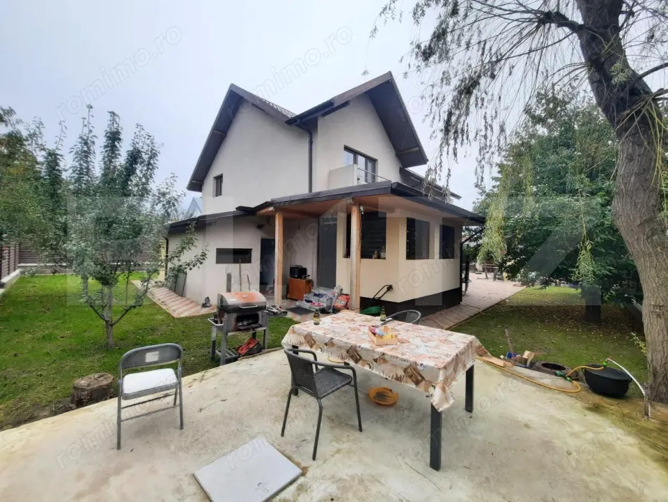Casa 6 camere centru Miroslava, 240 mp utili, 600 mp de teren, lux