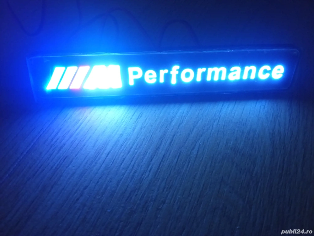 Led logo M PERFORMANCE pentru grilă