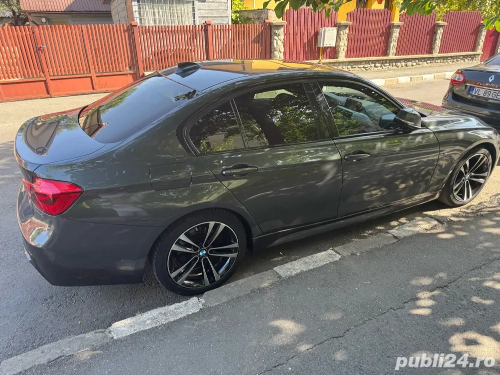 BMW F30 Facelift 2016 *Automata *M Packet *Full Led *Camera *Navi Mare