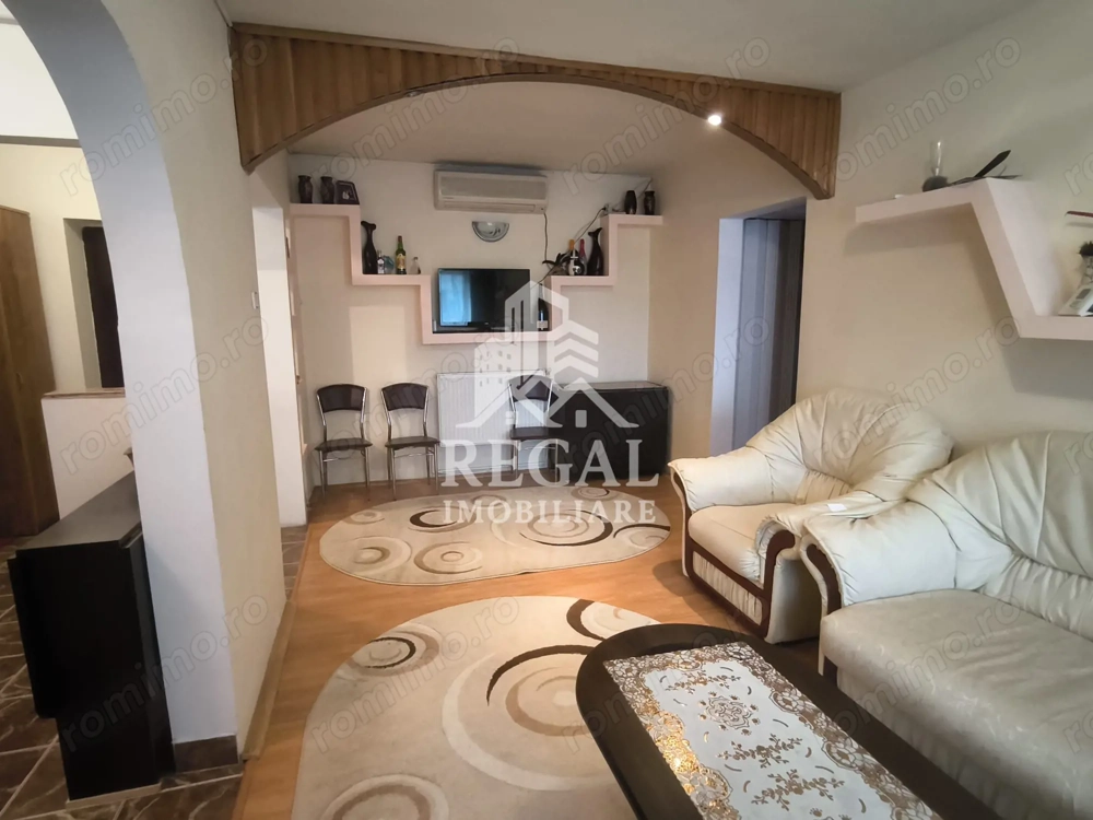 Apartament 3 camere de vânzare – Zona Micro 4 (lângă Supeco)