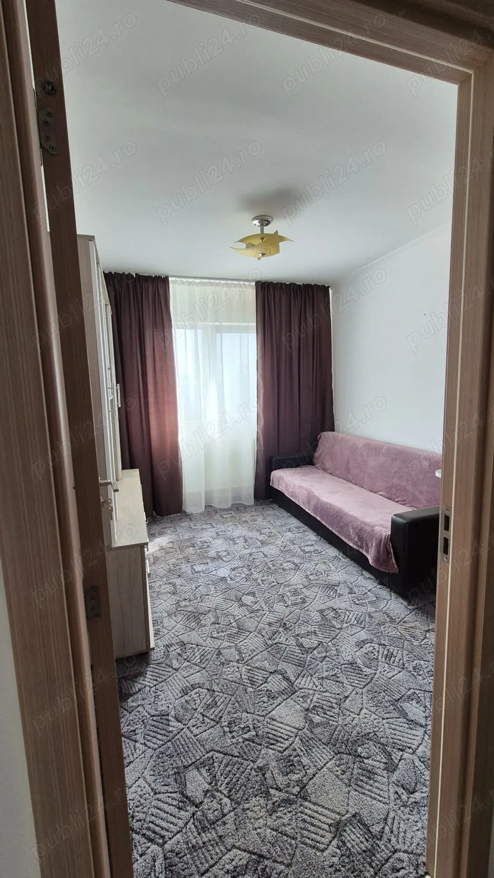 Închiriez apartament 