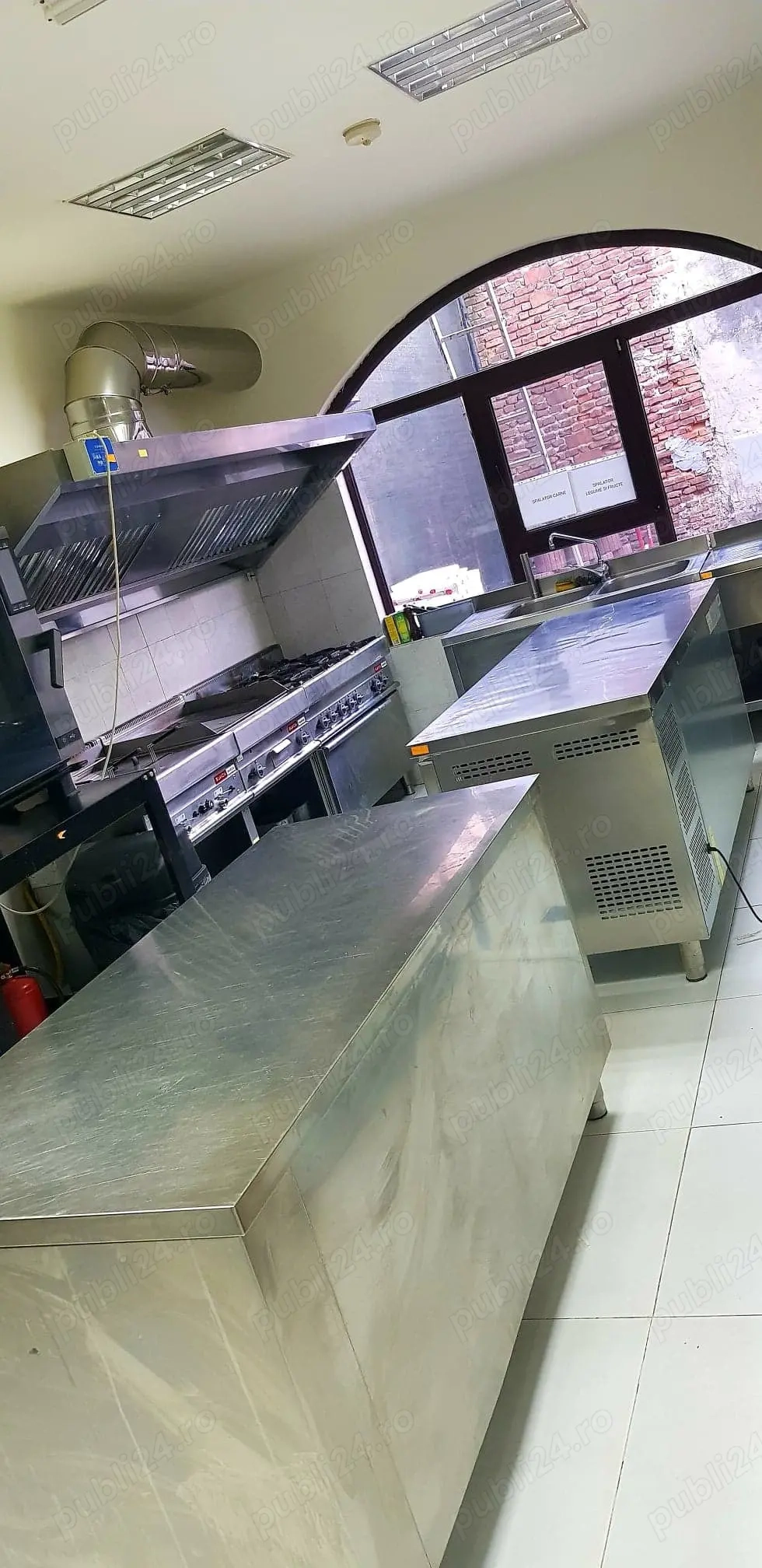 Inchiriez bucatarie - firma catering la cheie Ploiesti