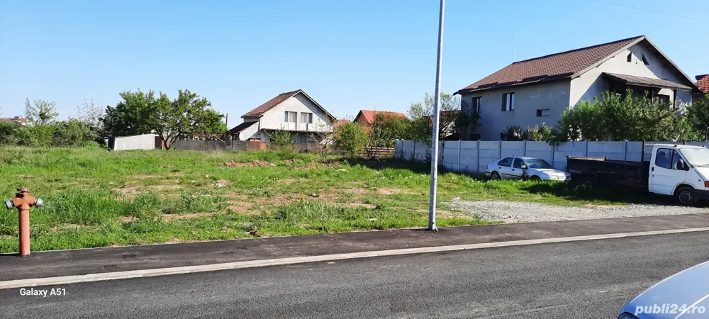 Proprietar vind 2 terenuri intravilane 682mp si 818mp pe strada Ana Aslan,Craiova,Dolj