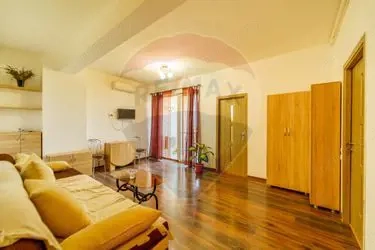 Apartament 3 camere de inchiriat, ARED-UTA Apartament 3 camere de inchiriat, ARED-UTA
