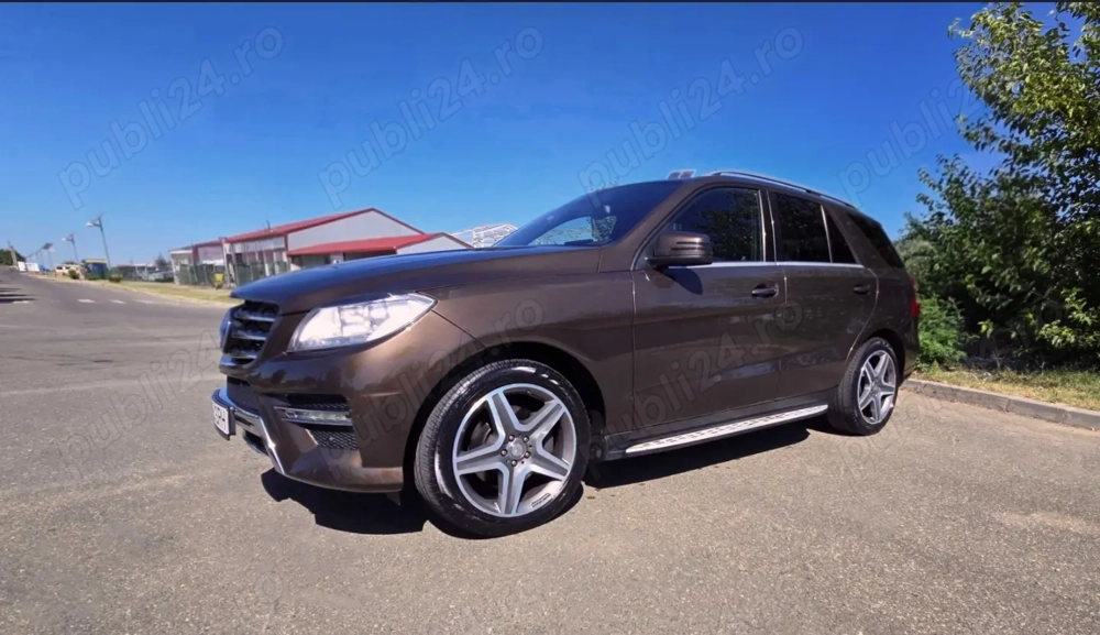Mercedes-Benz ML 350 Mercedes-Benz ML 350