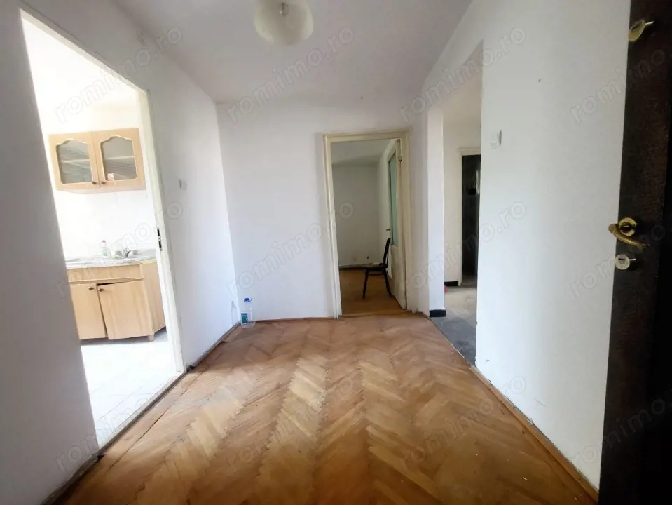 ORIZONT-MegaImage, Apartament 3 cam Decomandat, Bloc 4 etaje