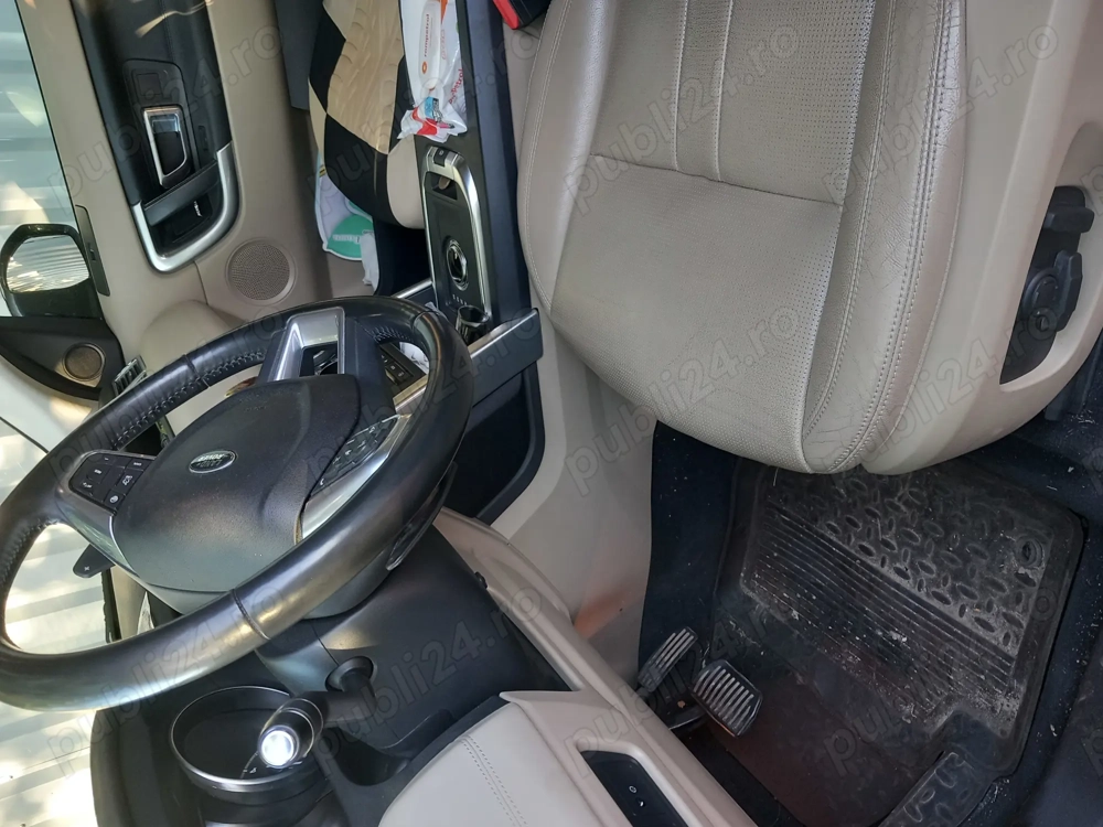 Land Rover Discoveri Sport