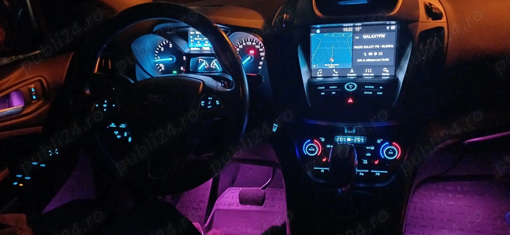 Ford kuga 4x4 panoramic 11000euro