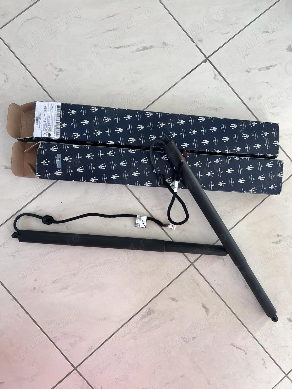 Set 2 amortizoare portbagaj Maserati Levante 2019