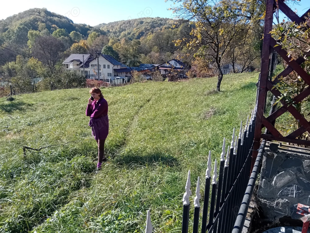 Vând teren superb 1028m2, în com. Valea Lunga jud Dâmbovița 