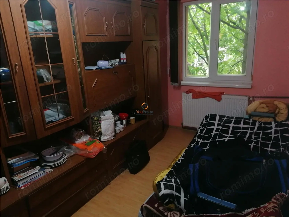 Decomandat cu Centrala Proprie Etaj 1