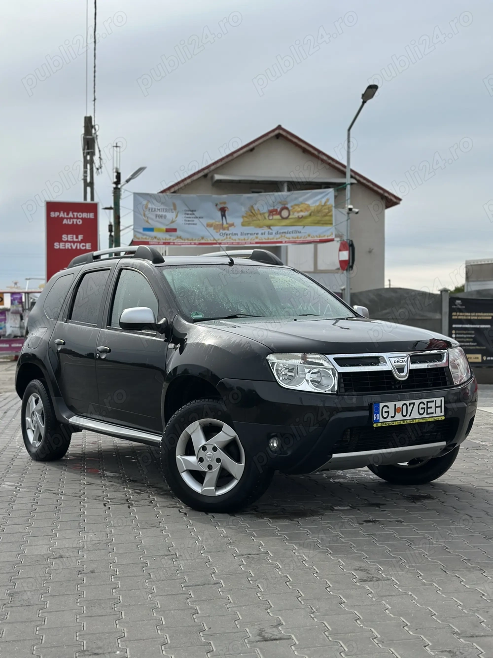 Dacia Duster AN 2012 1.6 BENZINA + GPL de fabrica!
