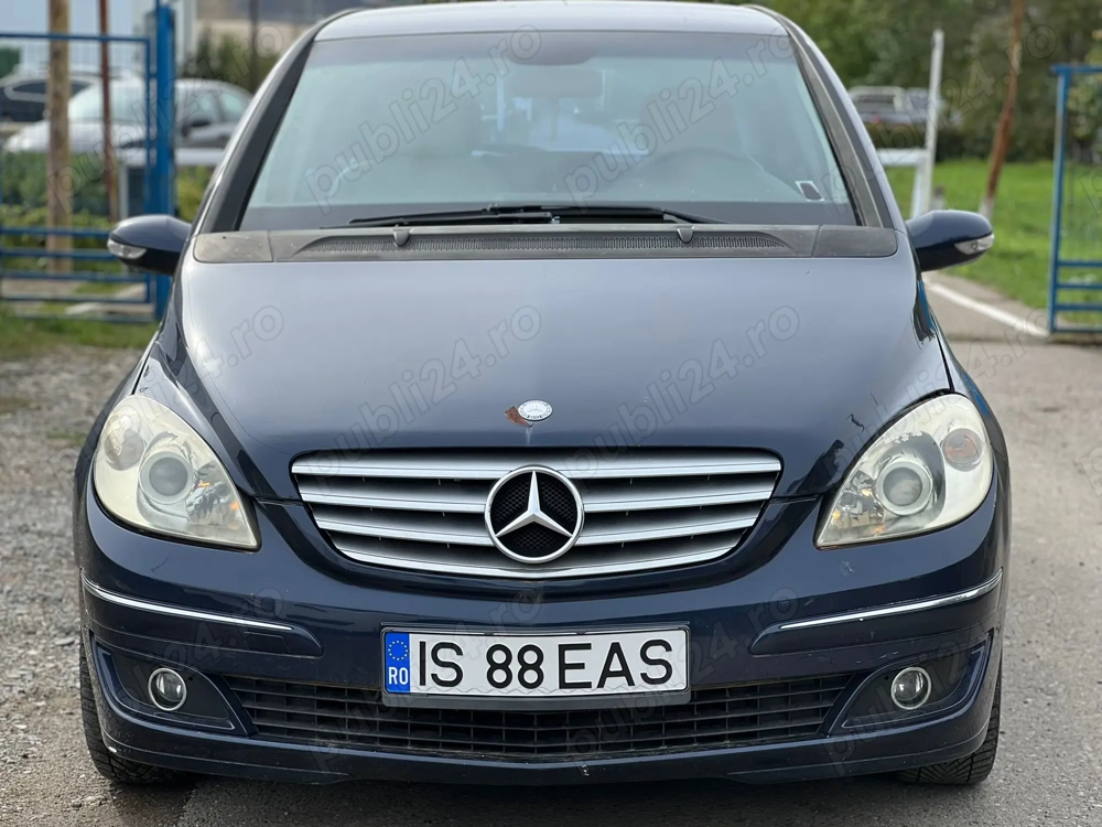 Mercedes Benz B170