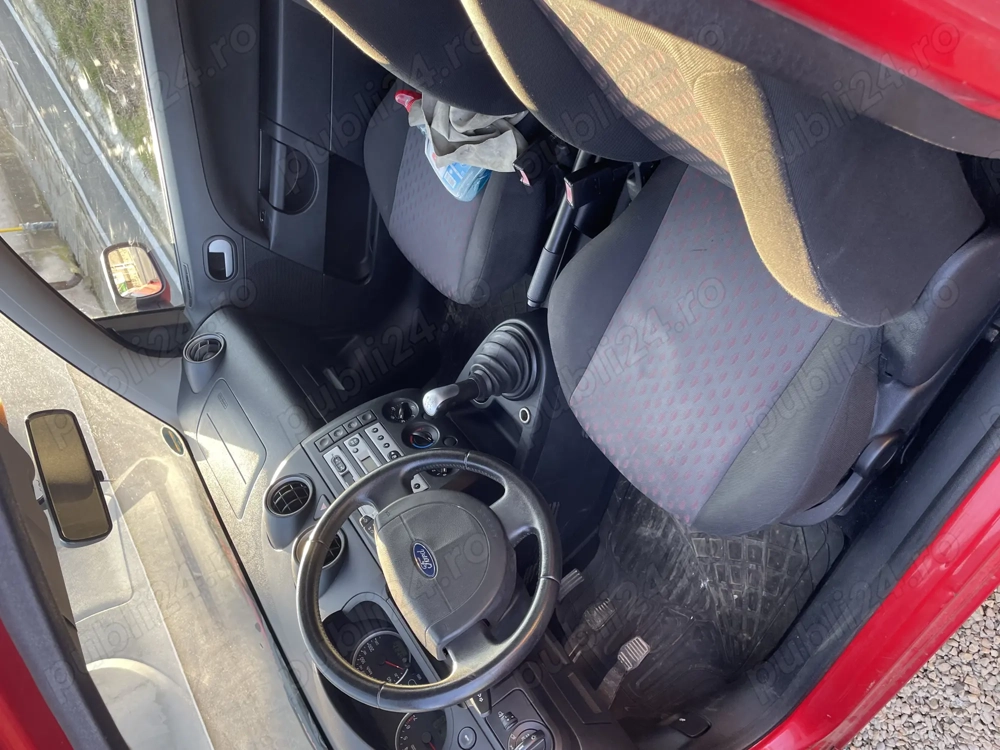 De vânzare Ford fiesta 1.4 benzină an 2004