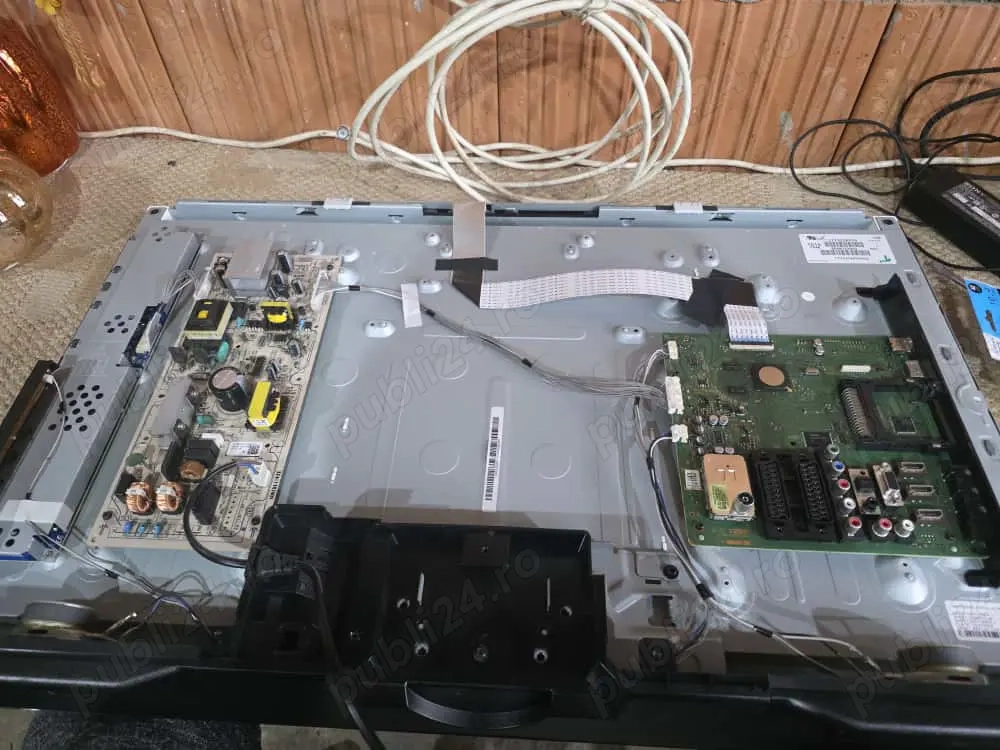 Dezmembrez tv Sony kdl-32ex302