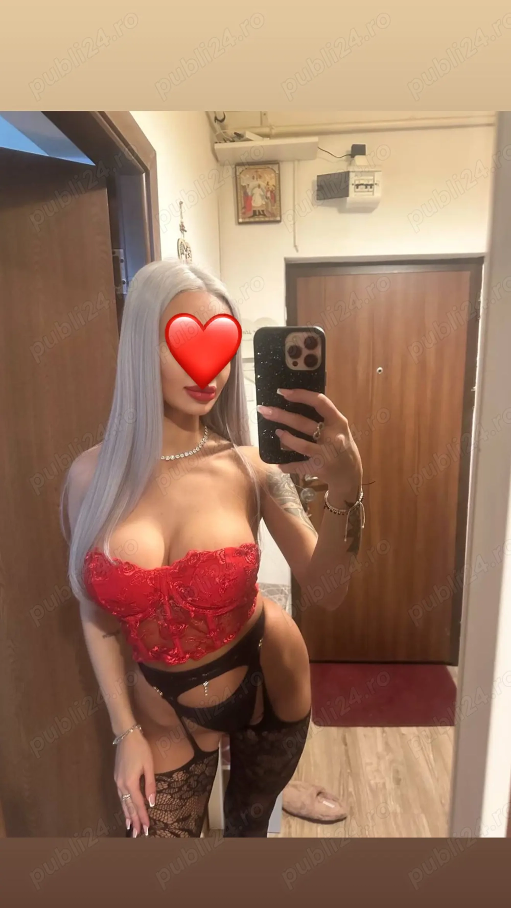 LUX!!Noua!! Deplasări si locație! Blonda cu silicoane reală fac confirmare,Pirce-uri intime