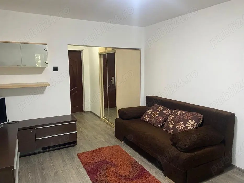 garsoniera dristor-modern-mc donalds-metrou 2 minute garsoniera dristor-modern-mc donalds-metrou 2 minute