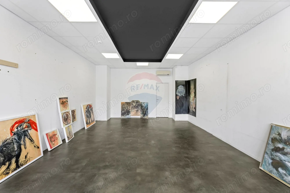 Spațiu comercial de 57mp de vânzare în Piața Avram Iancu Arad