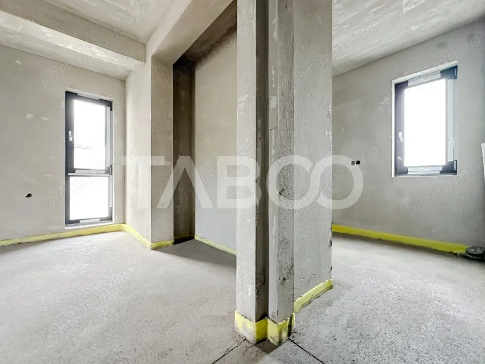 De vanzare duplex semifinisat in Floresti zona strazda Eroilor