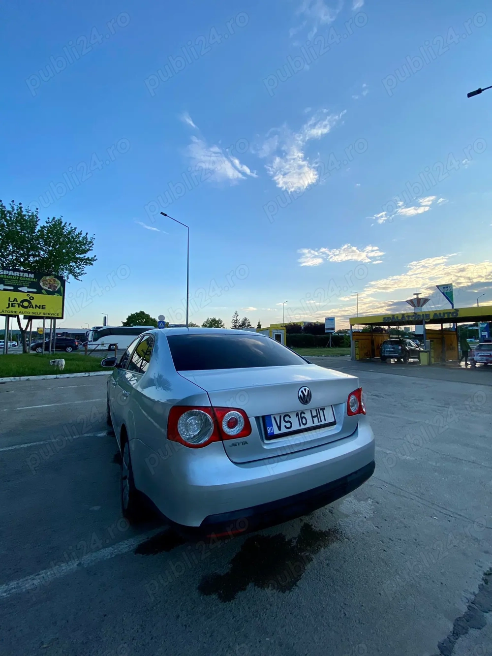 Vand Volswagen Jetta 2007 gpl benzina schimbat distributie ambreiaj, brate bucse noi 2299 EURO