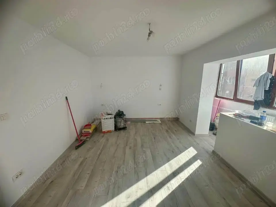  Apartament 1 cameră, 37 mp, renovat complet   Zona Lidia