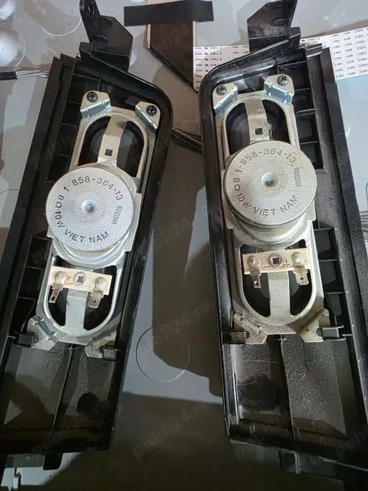 set 2 difuzoare 1-858-364-13 8ohm 10w kdl-32ex302