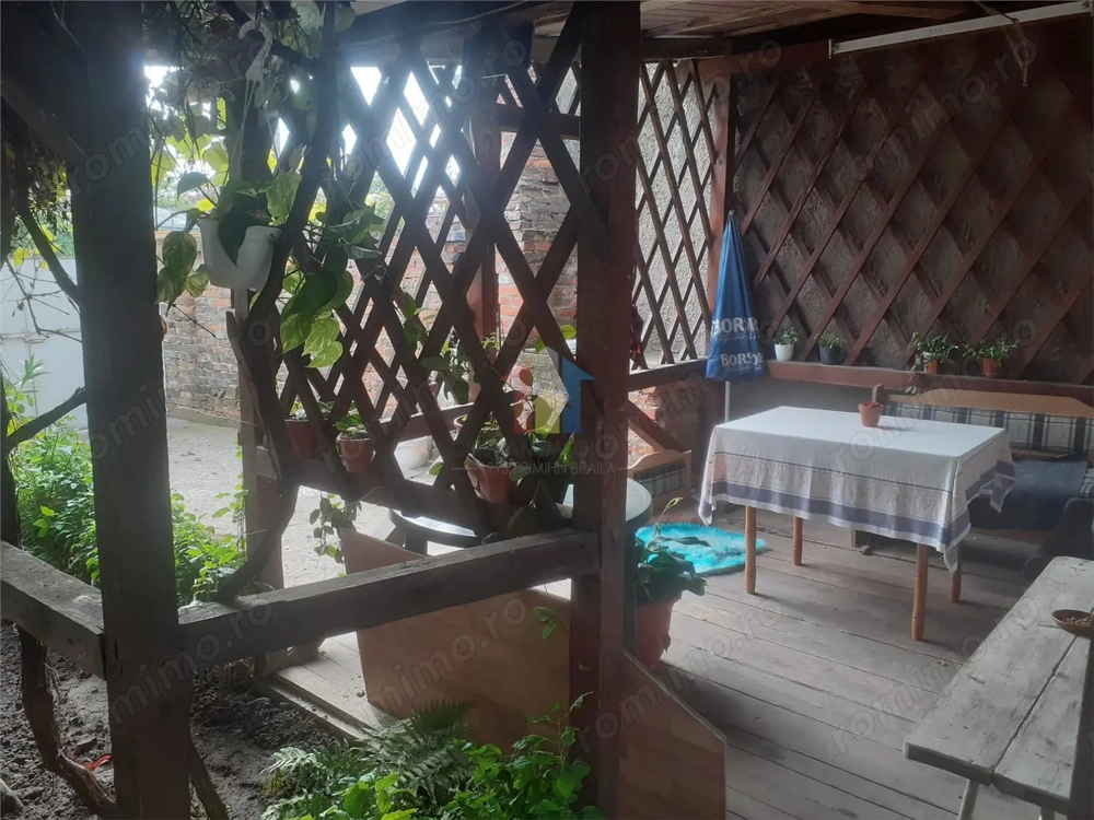 Casa cu 3 camere zona Chercea St 352mp Casa cu 3 camere zona Chercea St 352mp