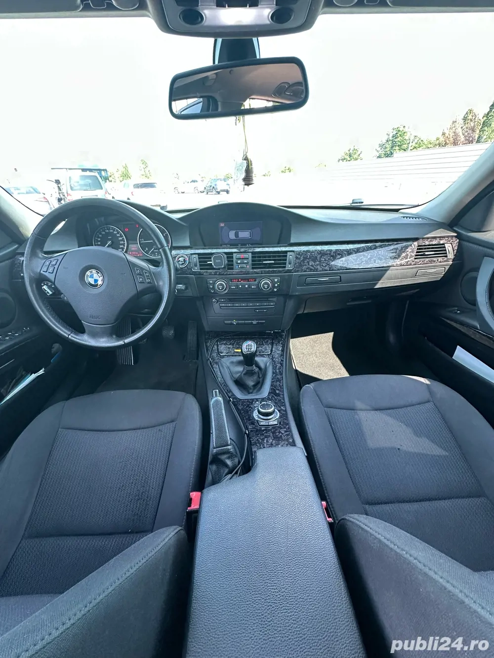 BMW e91 320d Touring 2009   Elegant, Spațios și Economic