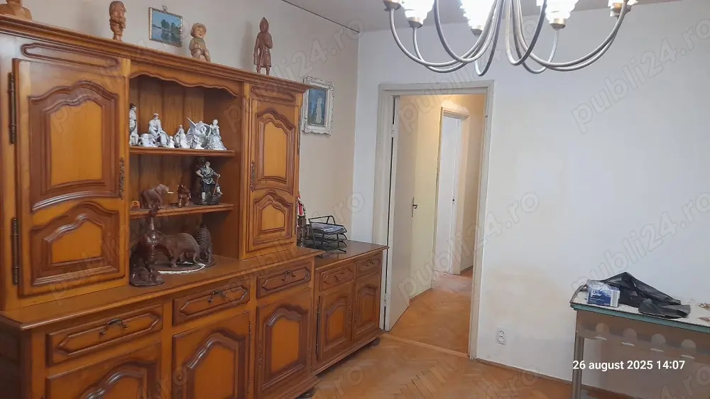 Apartament 3 camere 2 balcoane stradal langa metrou Lujerului.