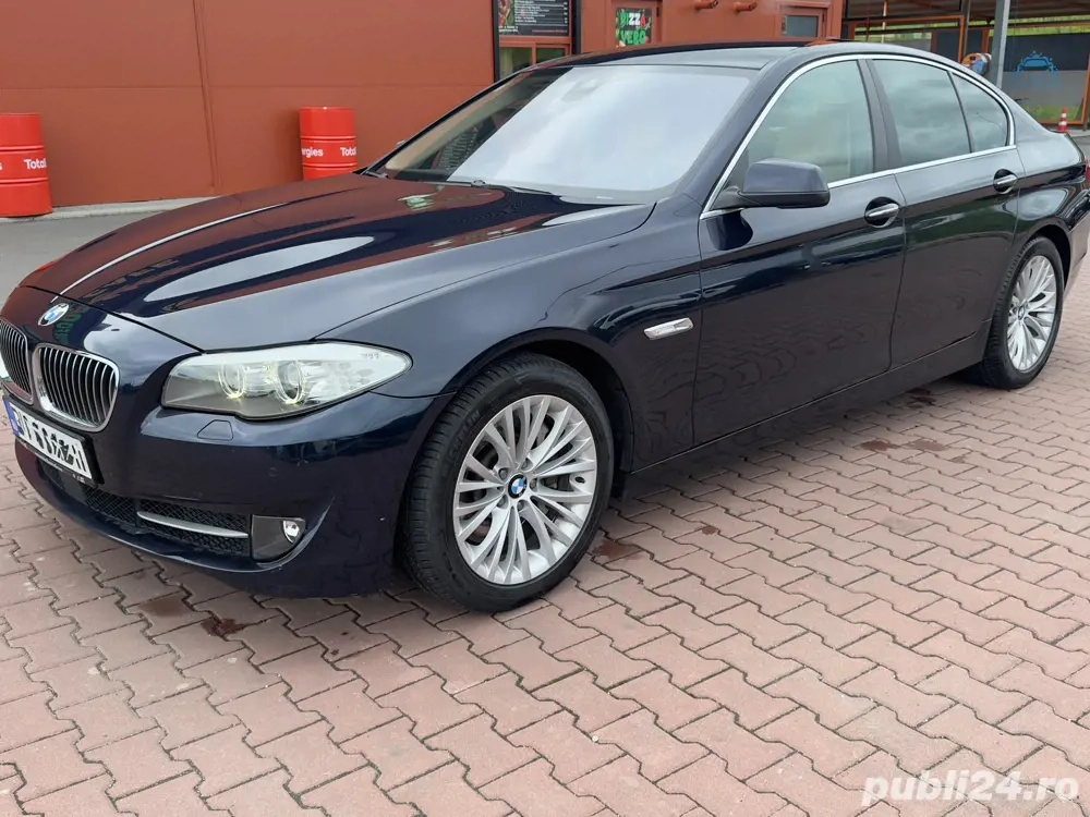 BMW 525 xdrive , HUD, SOFT CLOSE, full electric, masaj, km reali, distributie facuta, facturi