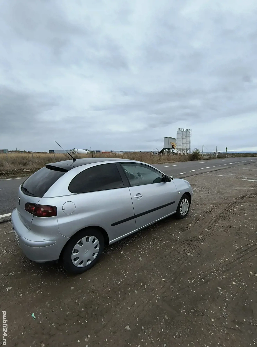 vand sau schimb seat ibiza  vand sau schimb seat ibiza