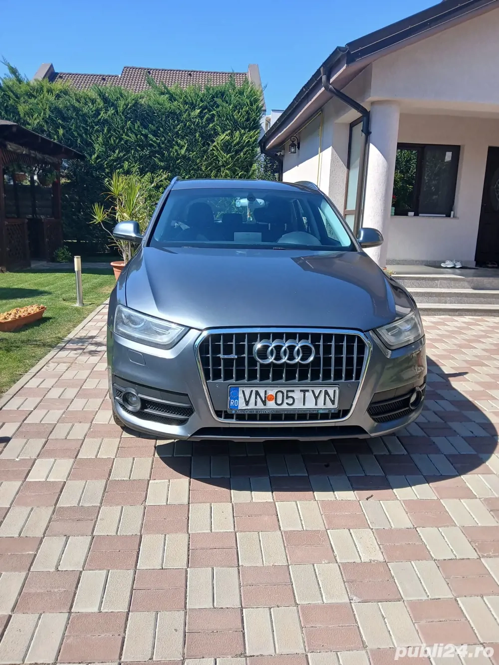 Audi Q3 2.0 TDI Quattro S-Line   140 CP   Automat   2014