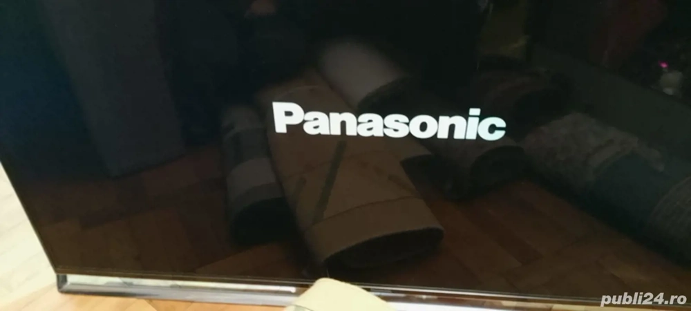 Smart tv defect 58 închi (150cm)