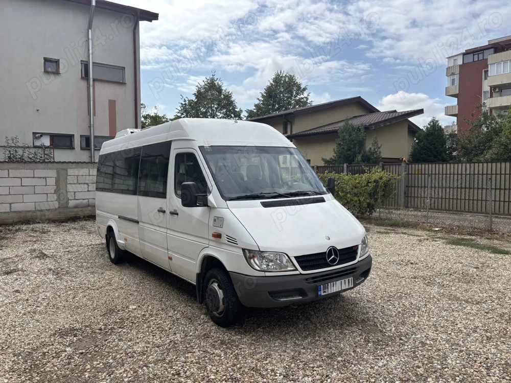 Mercedes benz sprinter 413 microbuz 16+1 locuri