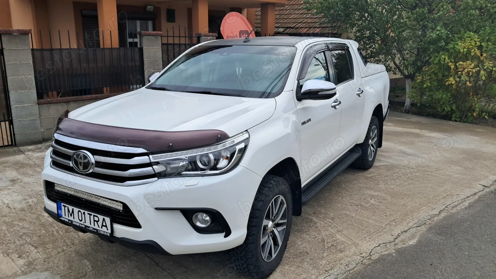 Toyota Hilux, 2.4 D-4D, an 2018, AUTOMATA,  4X4, stare IMPECABILĂ!