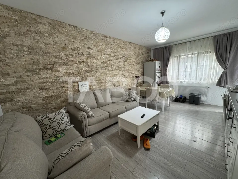 COMISION 0- Apartament 3 camere balcon etaj 1 loc parcare Arhitectilor