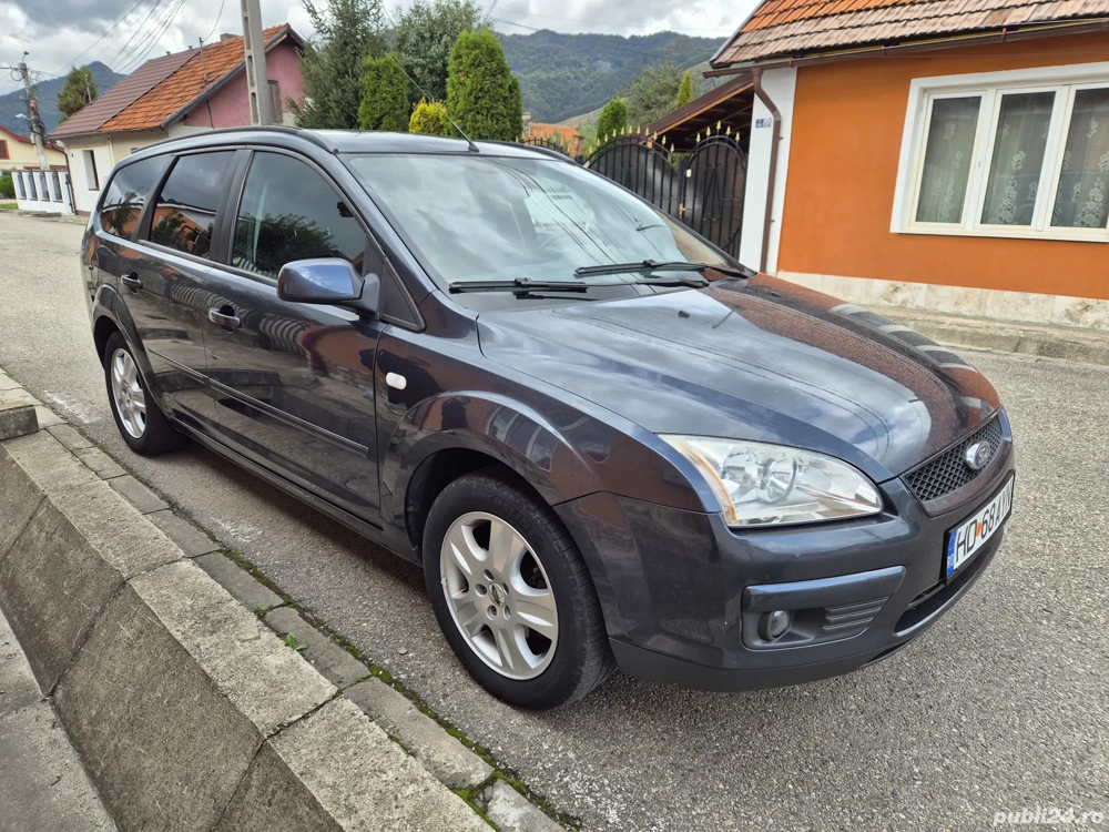 Ford Focus 1.6 benzina 2007 Proprietar, acte la zi jante iarna vara
