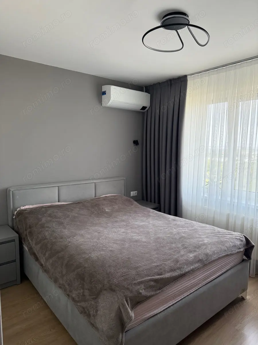 de vanzare apartament cu 2 camere in zona Girocului
