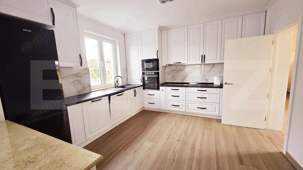 Casa 5 camere, 190 mp utili, 800 mp teren, Recea