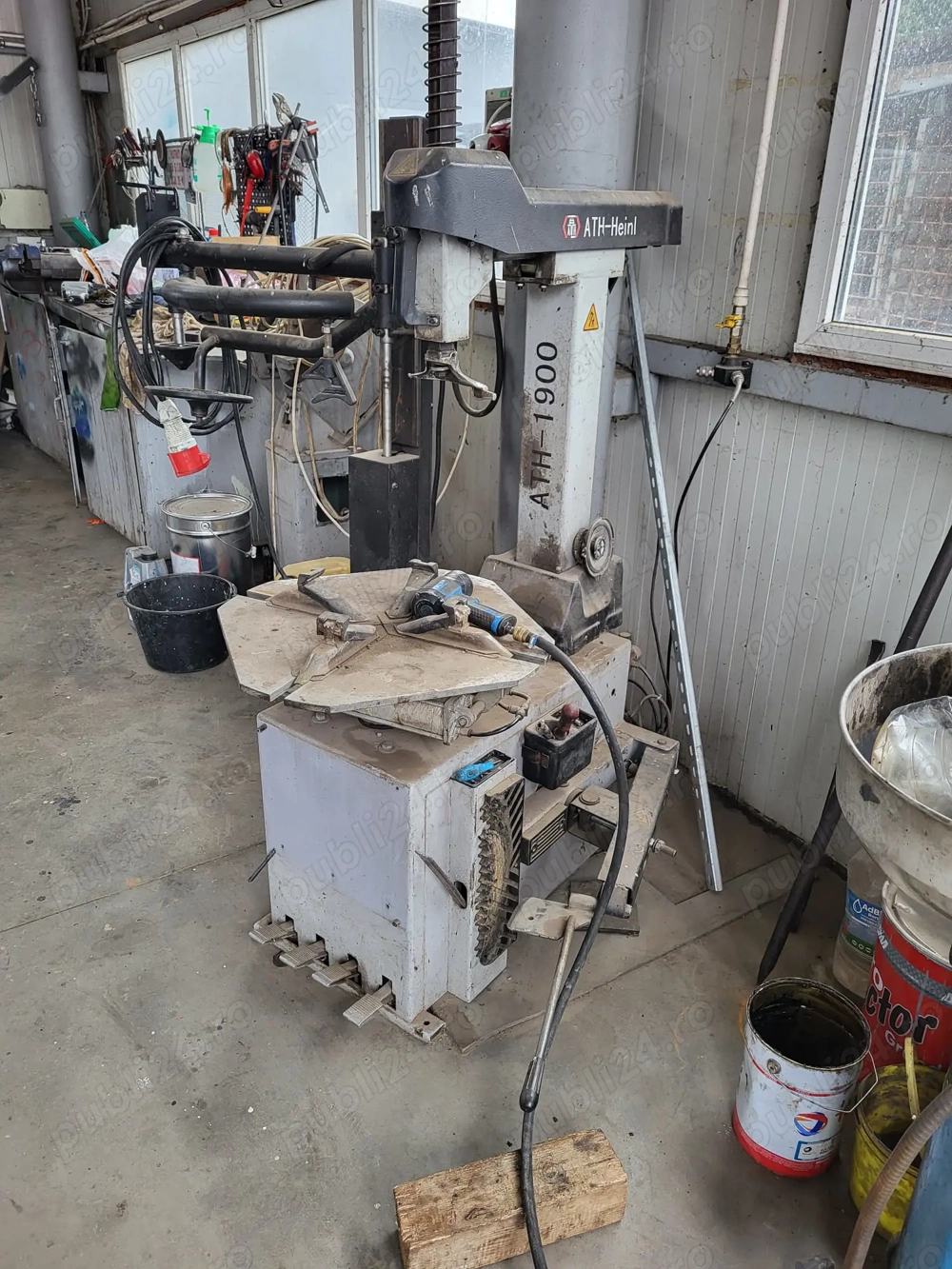 Angajam mecanic auto 