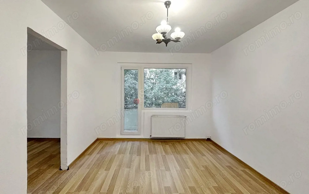 Recent Renovat Pozitionare Sudica