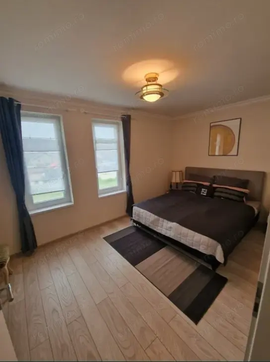 Apartament cu 2 camere    bloc nou, mobilat, cu terasă și parcare cu bariera 