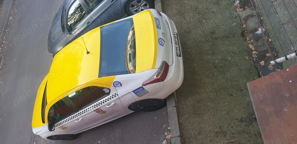 Vînd Citroen C Elysee